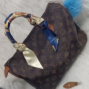 Authentic Louis Vuitton Speedy 30 Monogram